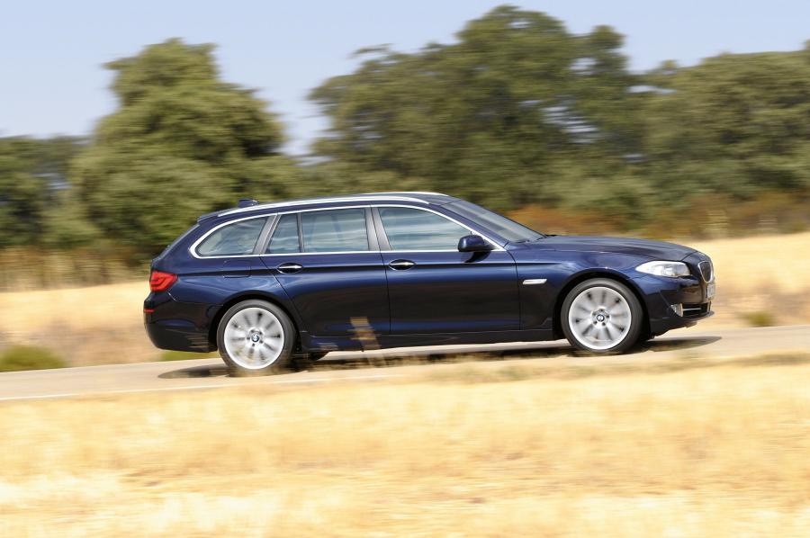  BMW 5-Series Touring 2011 года  (фото 6 из 59)